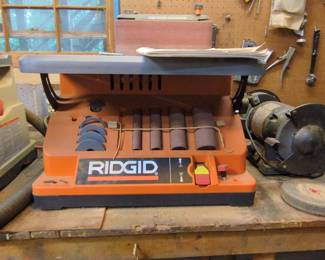 Ridgid EB4424 Oscillating Edge Belt/Spindle Sander