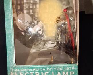 Thomas Edison 1879 Electric Lamp Christmas Ornament