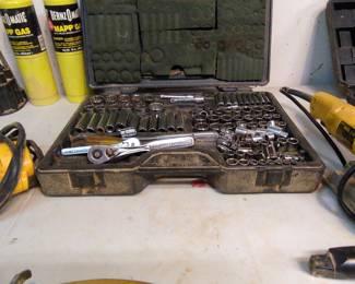 Craftsman 50-100 Pc Socket Set with Ratchet in Molded Case