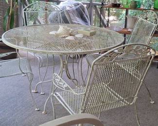 Vintage Woodard Wrought Iron Patio Set