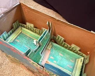 1974 Mego Wizard of Oz Emerald City Playset