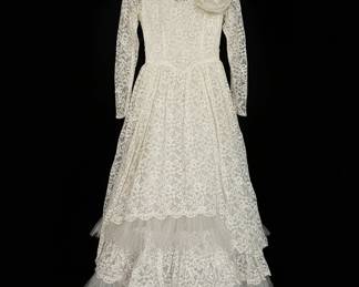 Vintage Lace and Tulle Wedding Dress with Tiered Skirt