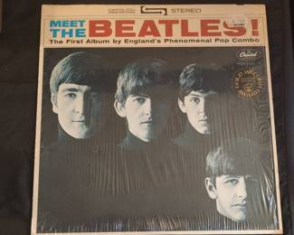 Meet The Beatles! Vinyl LP (Capitol Records, ST 2047) - 1964 US Stereo Pressing