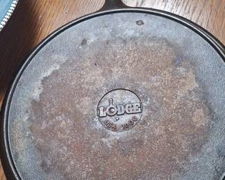 Lodge 10OG Cast Iron Griddle