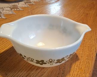 Pyrex Spring Blossom Green Cinderella Mixing Bowl 441