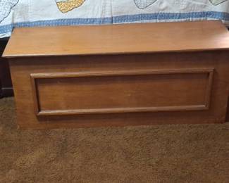 Lane Cedar Blanket Chest