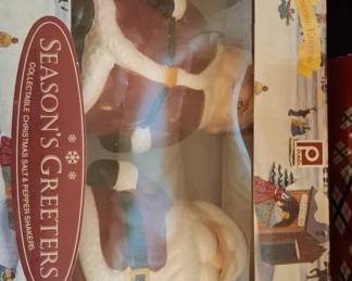 Publix Season's Greeters Santa and Mrs. Claus Salt and Pepper Shakers
