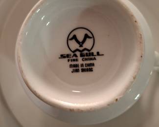 Sea Gull Fine China Christmas Tree Dinnerware Set