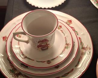 Tienshan Christmas Teddy Bear Stoneware Place Setting