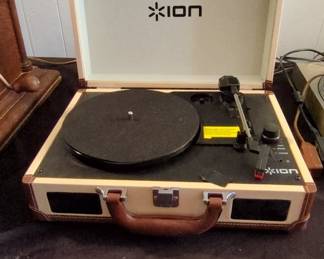 ION Audio Suitcase Turntable