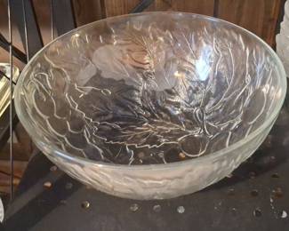KIG Indonesia "Grape and Leaves" pattern pressed glass serving bowl