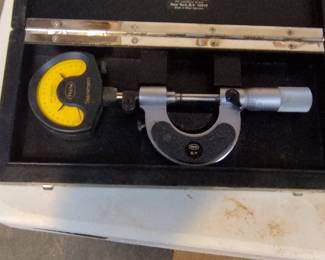 Mahr Supramess Indicating Micrometer