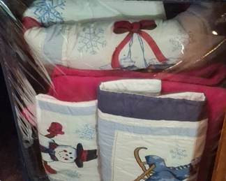 Snowman Themed Quilted Bedding Set