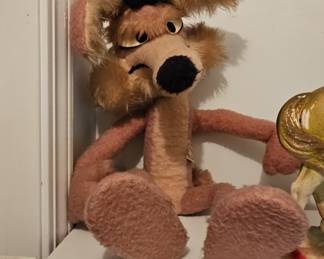 Vintage 1971 Mighty Star Wile E. Coyote Plush