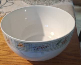 Royal Doulton Everyday Gingham Floral Bowl