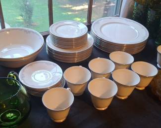 Lenox Kingston China Service