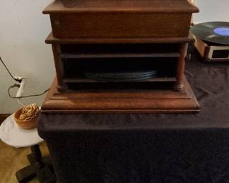 Columbia Grafonola Type D-2 Table Top Phonograph