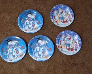 Certified International Snowman Greetings Plates