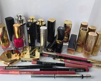 Luxury Lipstick, Nail Polish & Makeup Collection – Designer Cosmetics, Lip Liners & Beauty Accessories
