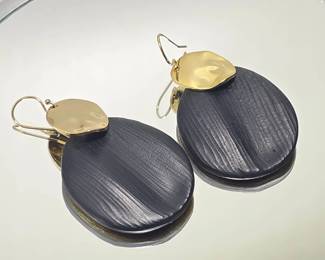 Alexis Bittar Lucite Drop Earrings – Black Sculptural Teardrop Designer Earrings