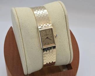-Baume & Mercier Gold-Tone Rectangular Dress Watch – Integrated Bracelet Estate Timepiece