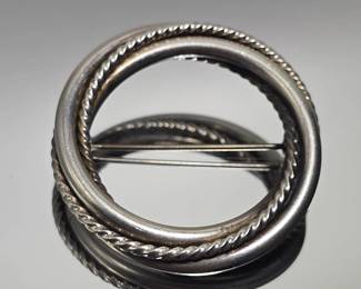 Danecraft Sterling Silver Circle Brooch – Twisted Rope Modernist Pin
