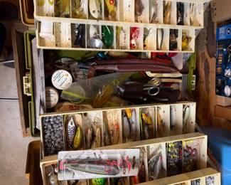 Vintage Tackle Box w/ Fishing Lures