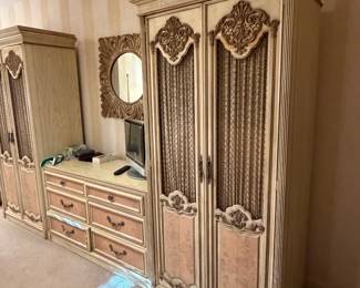 Grand Estate in Bridgewater - Exceptional Art!, photo 6 of 40