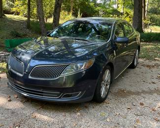 2013 Lincoln MKS 