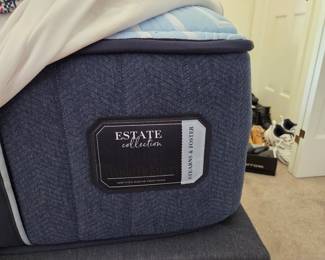 New Never used Bed Tech from 2024 with Sterns & Foster Estate Collection Mattress