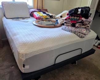 New Never used Bed Tech from 2024 with Sterns & Foster Estate Collection Mattress Paid $3,000