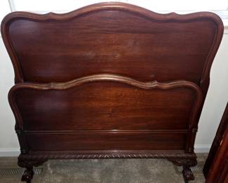 Vintage Mahogany Twin bed with Ball & Claw feet (1) of a pair