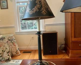Chinoiserie Tole Black and Gold Table Lamp