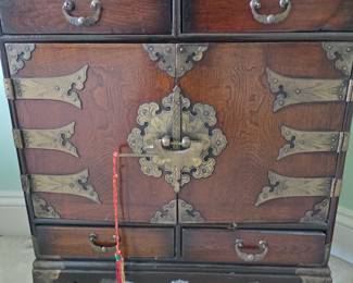 Vintage Korean Tansu Style 5- Drawer Chest/ Nightstand