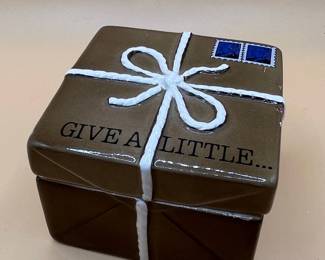 Fitz and Floyd 'Give a Little' Gift Box Trinket Jar