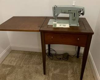 Sears Kenmore Model 42 Sewing Machine in Cabinet