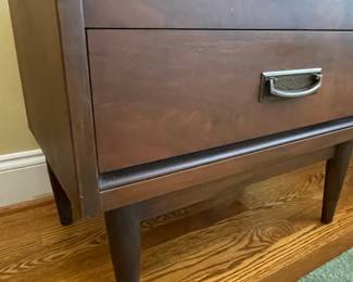 Mid-Century Modern Two-Drawer Nightstand by Hooker Furniture (Mainline Series)