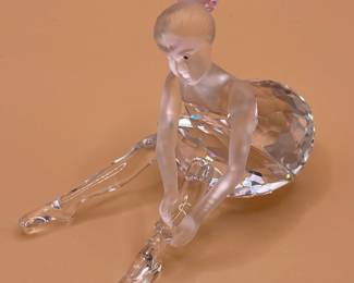Swarovski Crystal Young Ballerina Figurine 254960