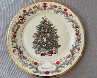 Lenox Christmas Trees Around the World - Hungary Plate (2005)