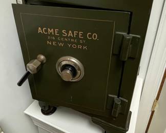 Acme Safe Co. Floor Safe