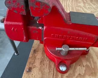 Craftsman 3-1/2" Swivel Bench Vise with Anvil