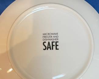 Pier 1 Imports "Park Avenue Puppies" Christmas Salad Plates Set of 4