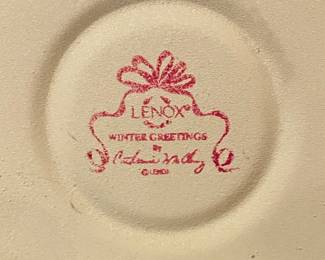 Lenox Winter Greetings Toleware Birdhouse Luminary