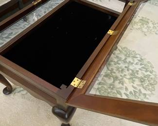 Bombay Company Queen Anne Style Display Coffee Table