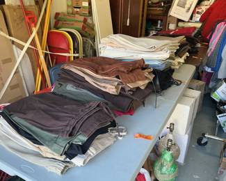 Women’s pants in various sizes.