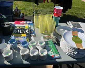 Summer outdoor dishes, measuring cups, maps