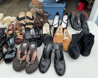Over @00 pair of sandals, tennis shoes, flats, loafers
