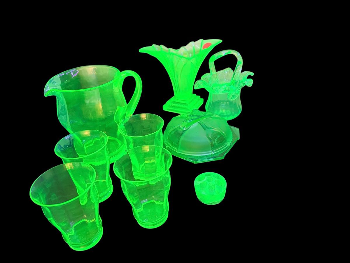 Uranium glass