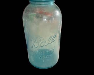Ball perfect mason jar with zinc lid 1923-33