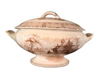  antique Victorian brown transferware soup tureen from the Anglais series, manufactured by William Alsager Adderley (W.A.A.) in Longton, Staffordshire, England.